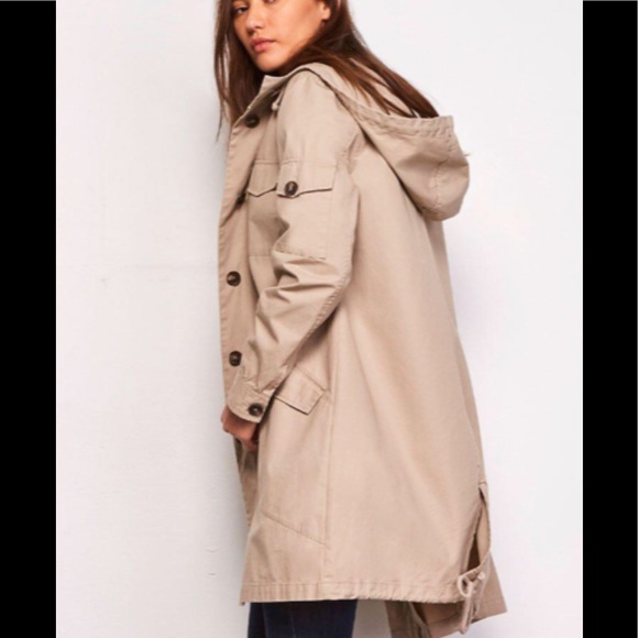 BB Dakota Noah coat - Picture 2 of 7